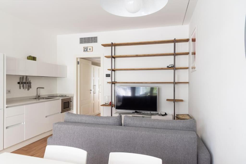 Apartment Youhosty - Doria24 *